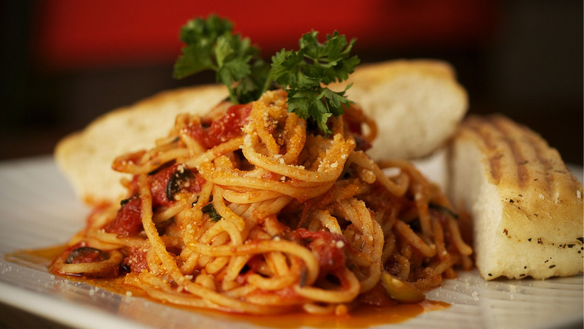 スパゲッティとナポリタンの違い